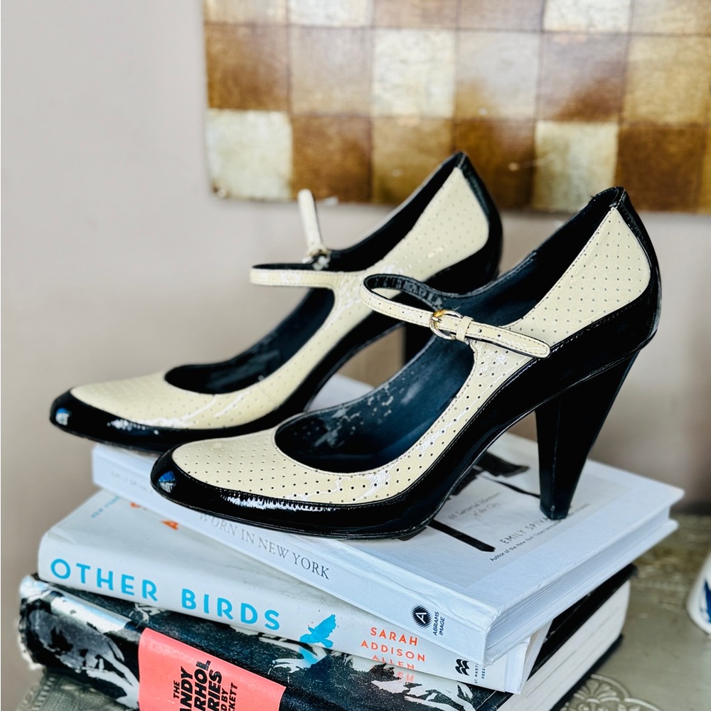Joan & David Two-Tone Mary Jane Heels in Black and Cream